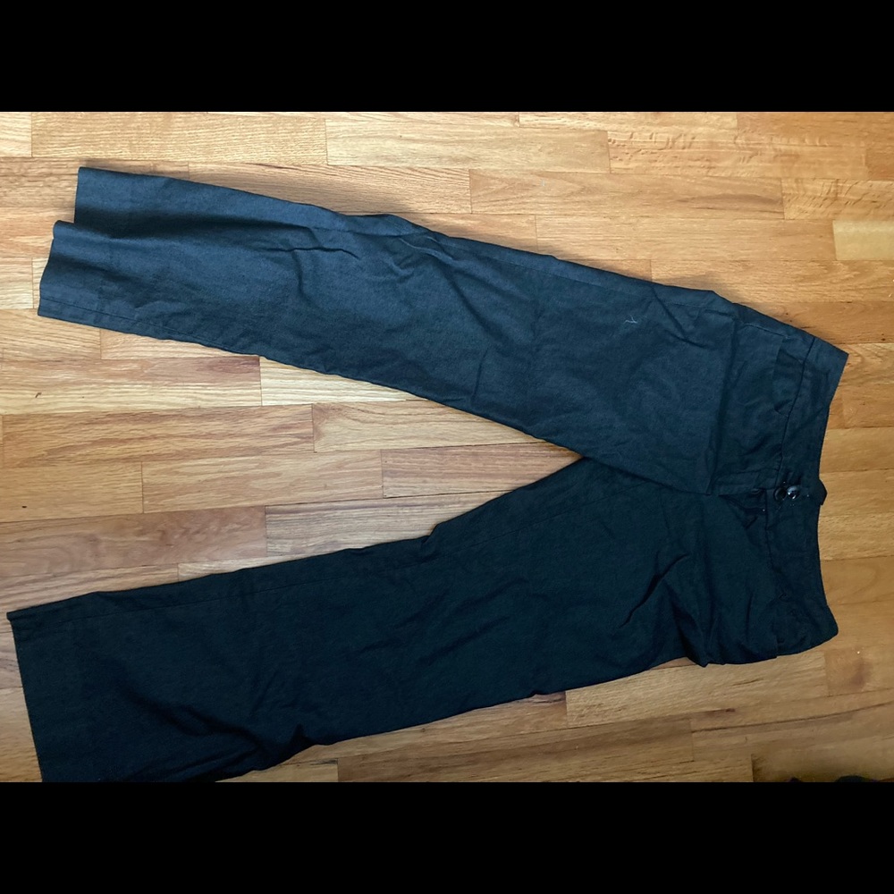 Kenneth Cole- Size 6 Dress Pants